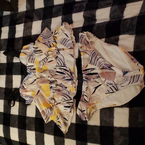 Addition Elle swim suit top x bottom 1x - Picture 1 of 3